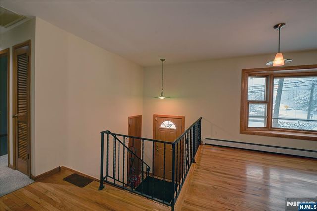 1316 Alps Road, Wayne, NJ 07470