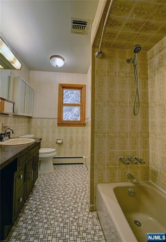 1316 Alps Road, Wayne, NJ 07470