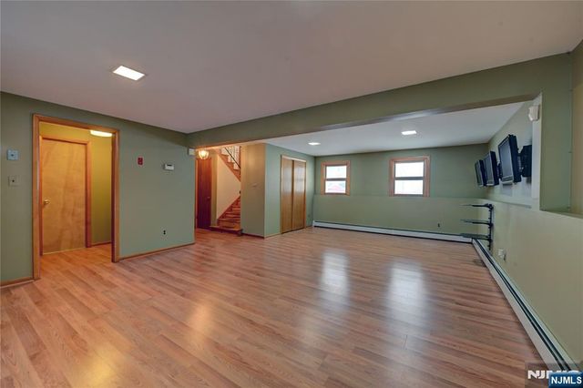 1316 Alps Road, Wayne, NJ 07470