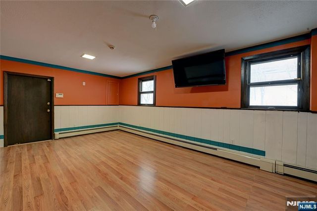 1316 Alps Road, Wayne, NJ 07470