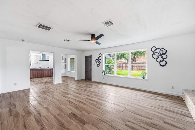 10622 Inwood Drive, Houston, TX 77042
