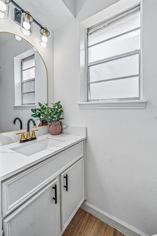 10622 Inwood Drive, Houston, TX 77042