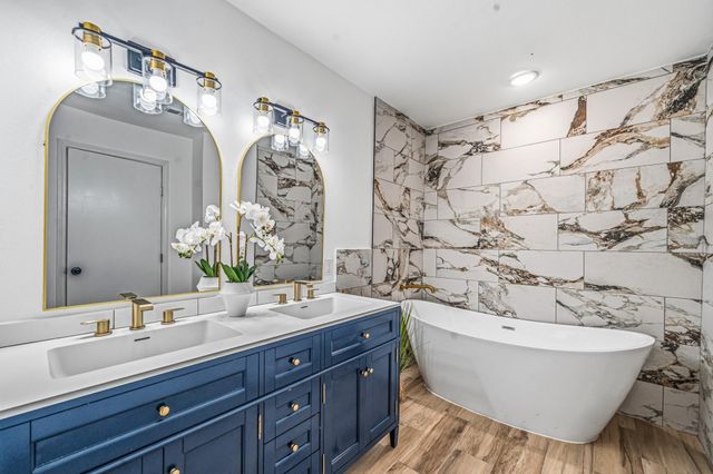 10622 Inwood Drive, Houston, TX 77042