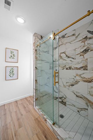 10622 Inwood Drive, Houston, TX 77042