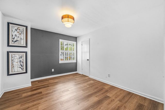 10622 Inwood Drive, Houston, TX 77042