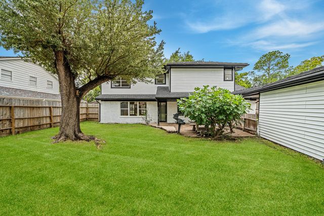 10622 Inwood Drive, Houston, TX 77042