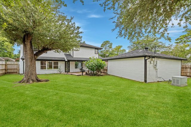 10622 Inwood Drive, Houston, TX 77042