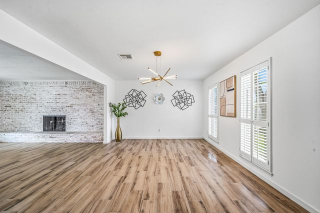 10622 Inwood Drive, Houston, TX 77042