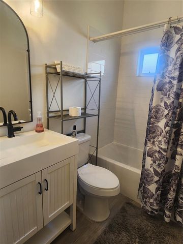 5274 FAR OAK CIRCLE, Sarasota, FL 34238