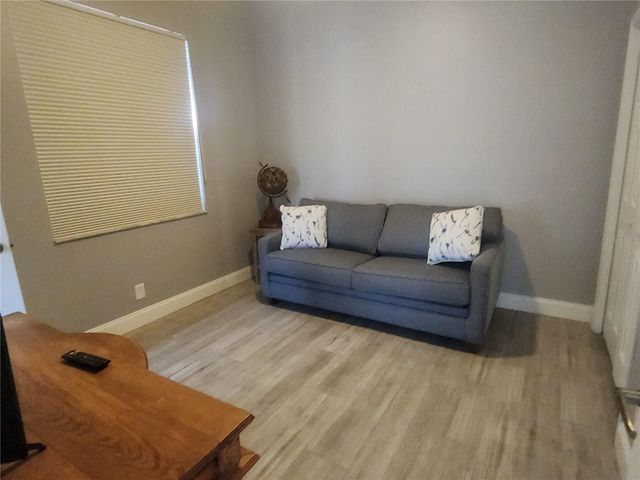 5274 FAR OAK CIRCLE, Sarasota, FL 34238