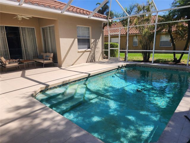 5274 FAR OAK CIRCLE, Sarasota, FL 34238