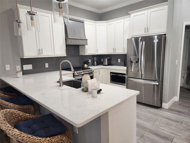 5274 FAR OAK CIRCLE, Sarasota, FL 34238