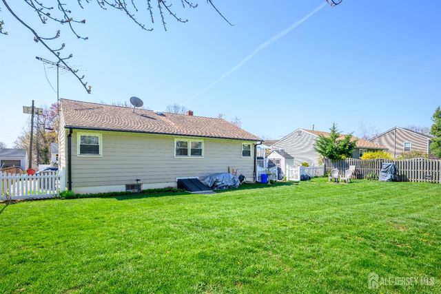 144 Garden Terrace, Edison, NJ 08817