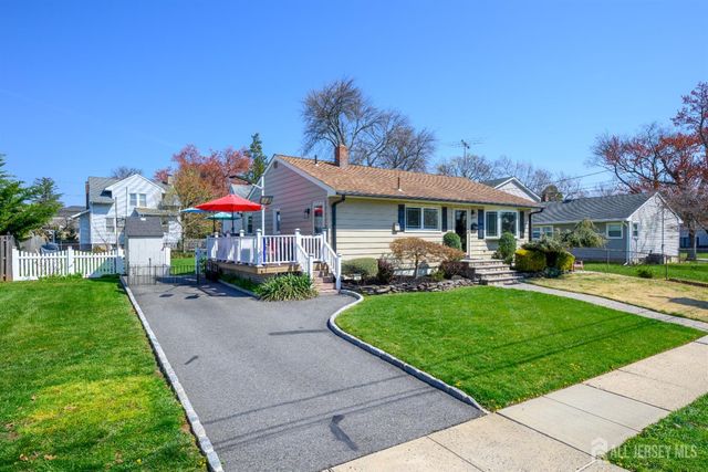 144 Garden Terrace, Edison, NJ 08817