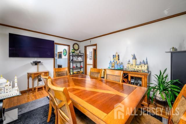 144 Garden Terrace, Edison, NJ 08817
