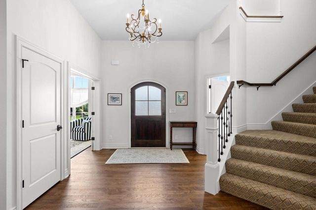 1620 Yardley COURT, Oconomowoc, WI 53066