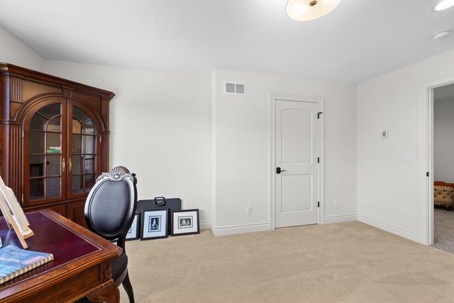 1620 Yardley COURT, Oconomowoc, WI 53066