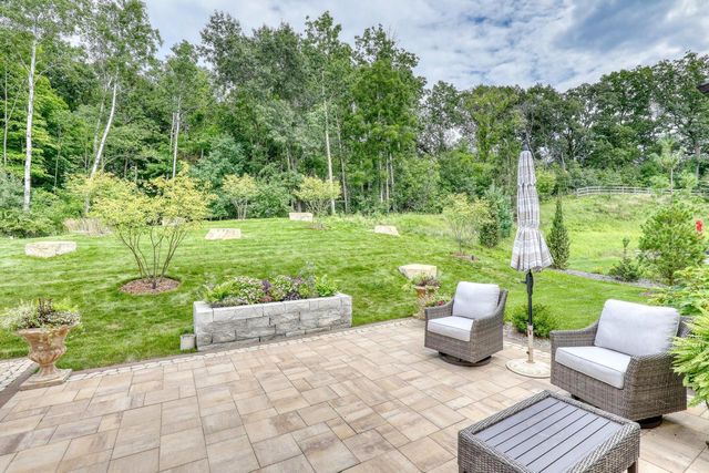 1620 Yardley COURT, Oconomowoc, WI 53066