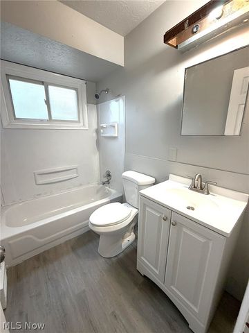 4180 E 148th Street, Cleveland, OH 44128