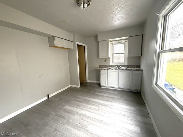 4180 E 148th Street, Cleveland, OH 44128