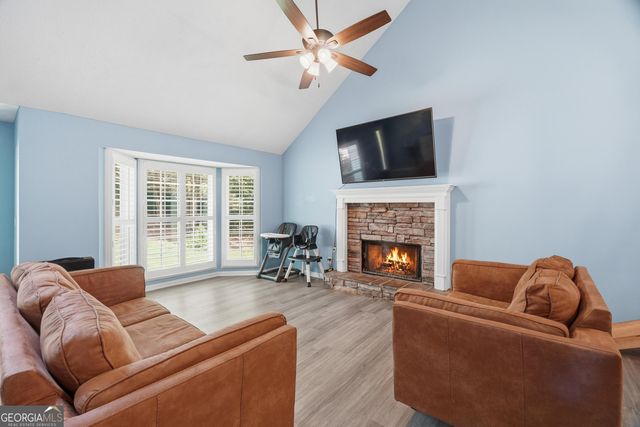 6338 Clearbrook Drive, Flowery Branch, GA 30542