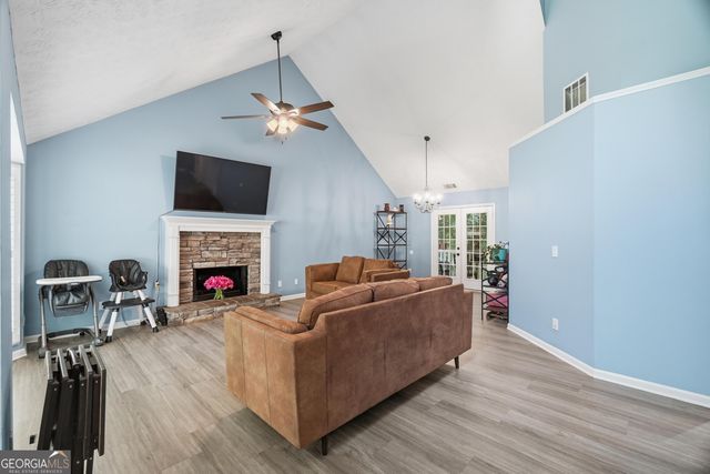 6338 Clearbrook Drive, Flowery Branch, GA 30542