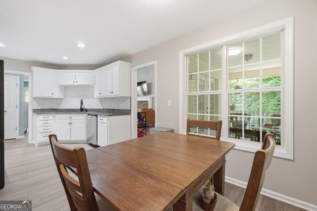 6338 Clearbrook Drive, Flowery Branch, GA 30542