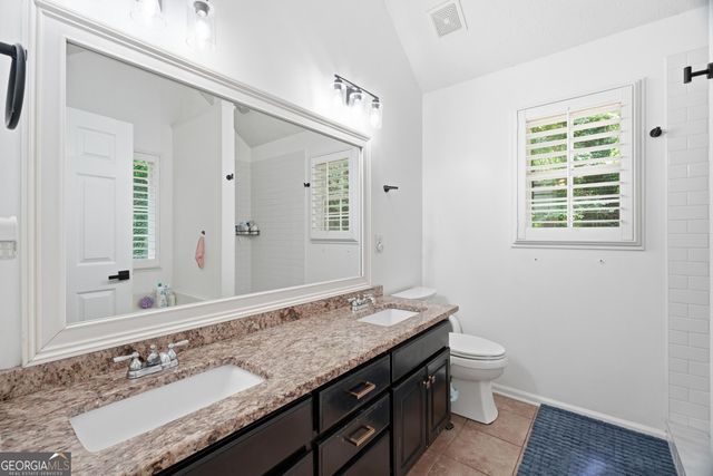 6338 Clearbrook Drive, Flowery Branch, GA 30542