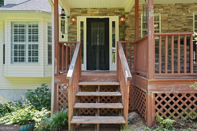 6338 Clearbrook Drive, Flowery Branch, GA 30542