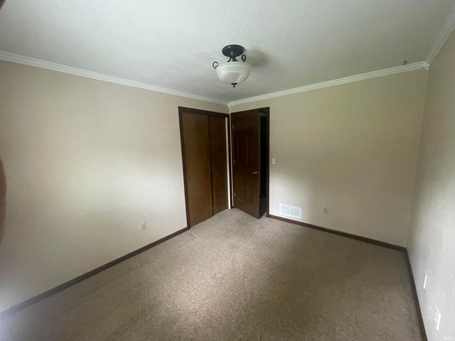 5619 Breconshire Drive, Fort Wayne, IN 46804