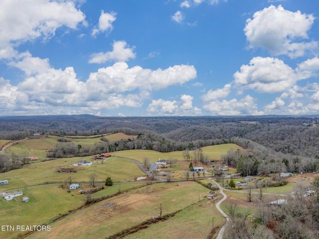 117 Delia Young Lane, Wartburg, TN 37887