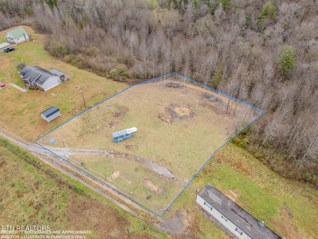 117 Delia Young Lane, Wartburg, TN 37887