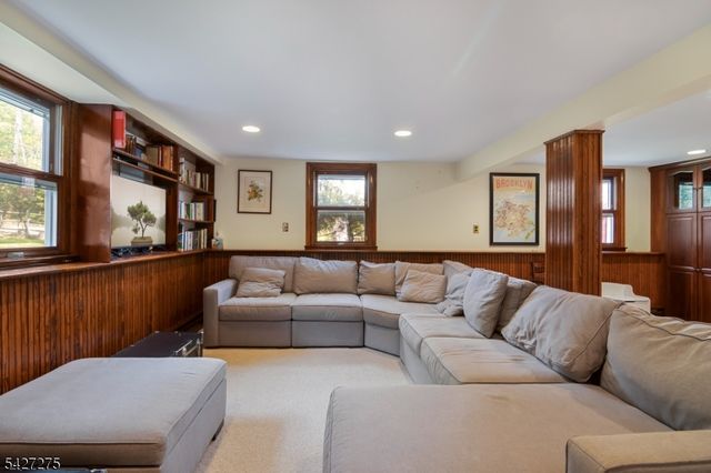 11 Watchtower Rd, Denville Twp., NJ 07834