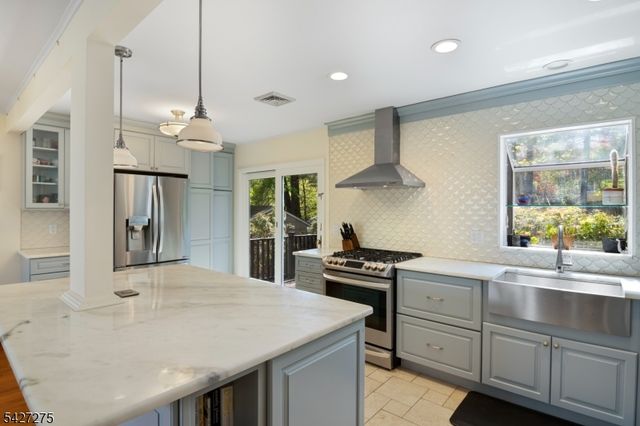 11 Watchtower Rd, Denville Twp., NJ 07834