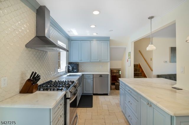 11 Watchtower Rd, Denville Twp., NJ 07834