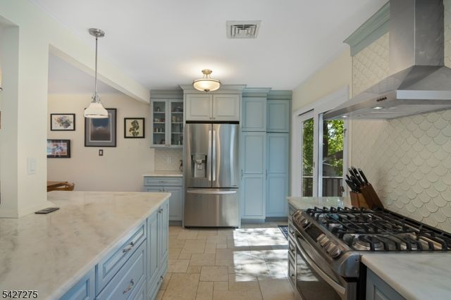 11 Watchtower Rd, Denville Twp., NJ 07834