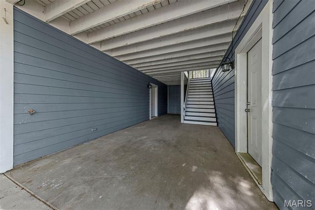 17472 Thunder Valley Drive, Wildwood, MO 63025