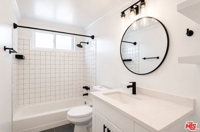 929 Idaho Avenue 6, Santa Monica, CA 90403