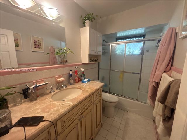 6261 SW 25th St, Miramar, FL 33023