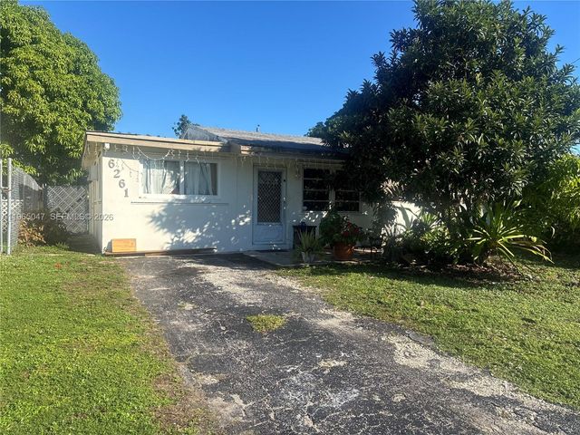 6261 SW 25th St, Miramar, FL 33023