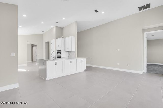 10 GEOSAM Drive, Palm Coast, FL 32137