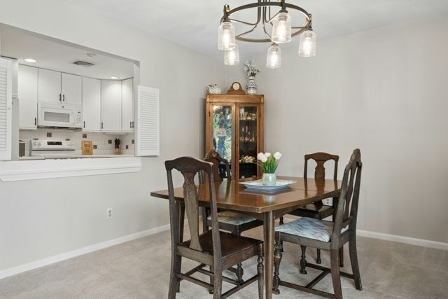 20 Rainbow Pond Drive C2, Walpole, MA 02081