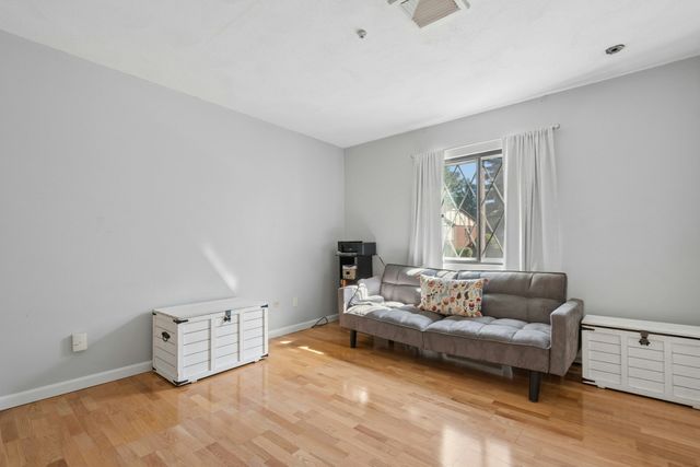 20 Rainbow Pond Drive C2, Walpole, MA 02081