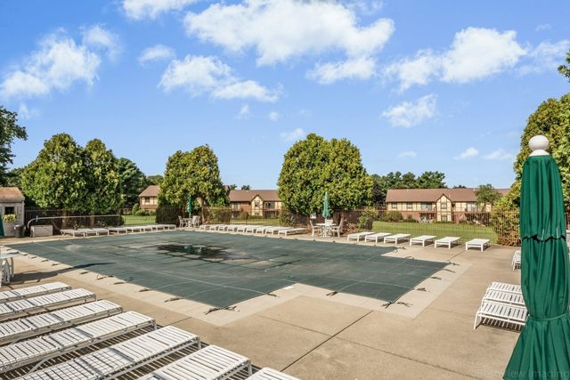 20 Rainbow Pond Drive C2, Walpole, MA 02081