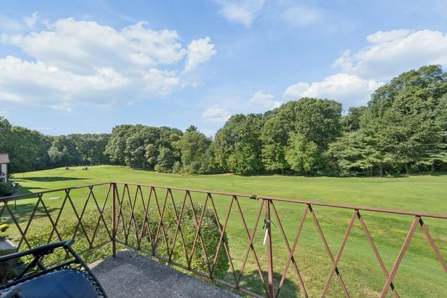 20 Rainbow Pond Drive C2, Walpole, MA 02081