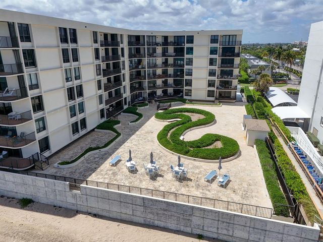 3610 S Ocean Boulevard 203, South Palm Beach, FL 33480