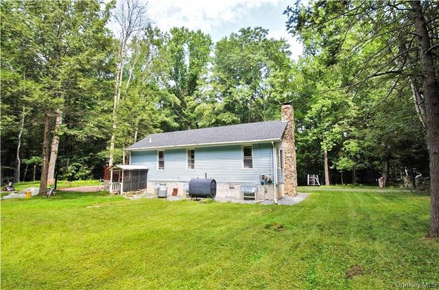 16 Woodland Road, Middletown, NY 10940
