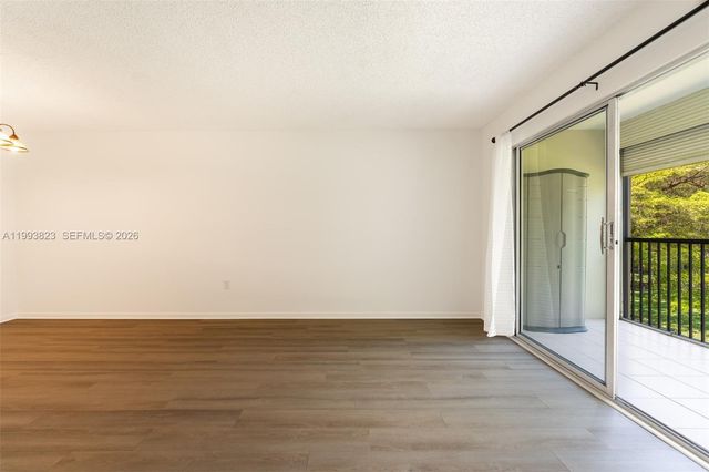 13455 SW 16th Ct 306F, Pembroke Pines, FL 33027