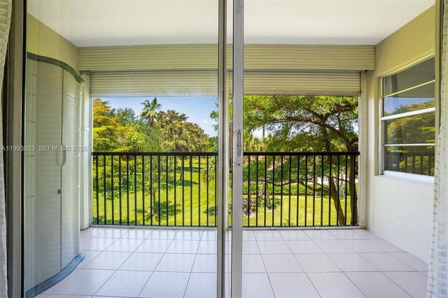 13455 SW 16th Ct 306F, Pembroke Pines, FL 33027