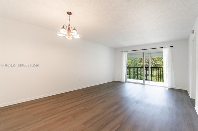 13455 SW 16th Ct 306F, Pembroke Pines, FL 33027